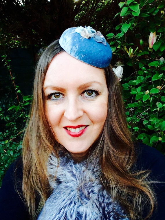 Round Pale Blue Crushed Velvet Hat, Fascinator, Couture  display picture 2