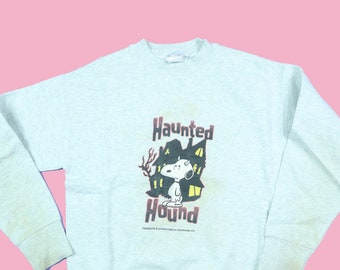 Haunted Hound Snoopy Halloween Peanuts Charlie Brown 1990's Vintage Kids Sweatshirt