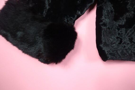 Black Crushed Velvet & Fur Vintage Jacket - image 4