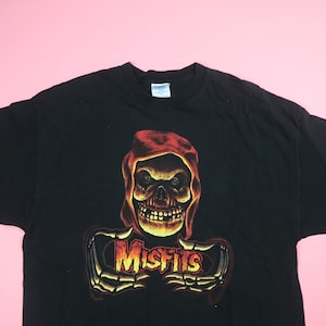 Misfits Crimson Ghost skeleton vintage Tshirt y2k image 1