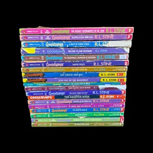 Choose One Or More! R.L Stine Goosebumps Vintage Books