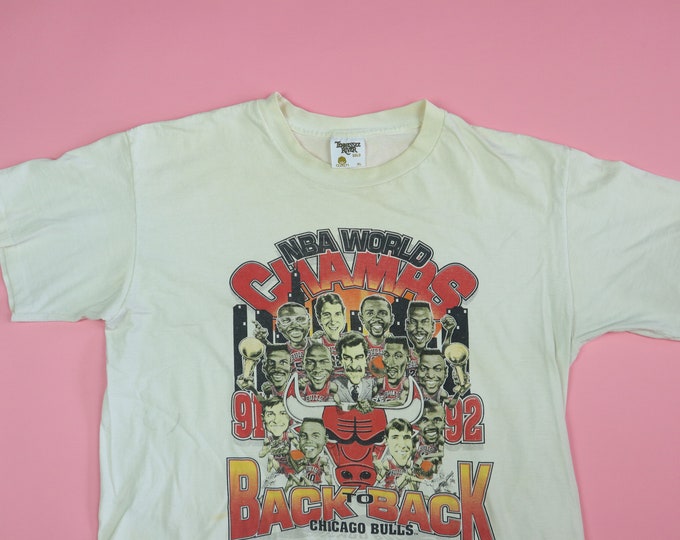 Chicago Bulls Back to Back World Champs NBA 1990s vintage Big Head Tshirt