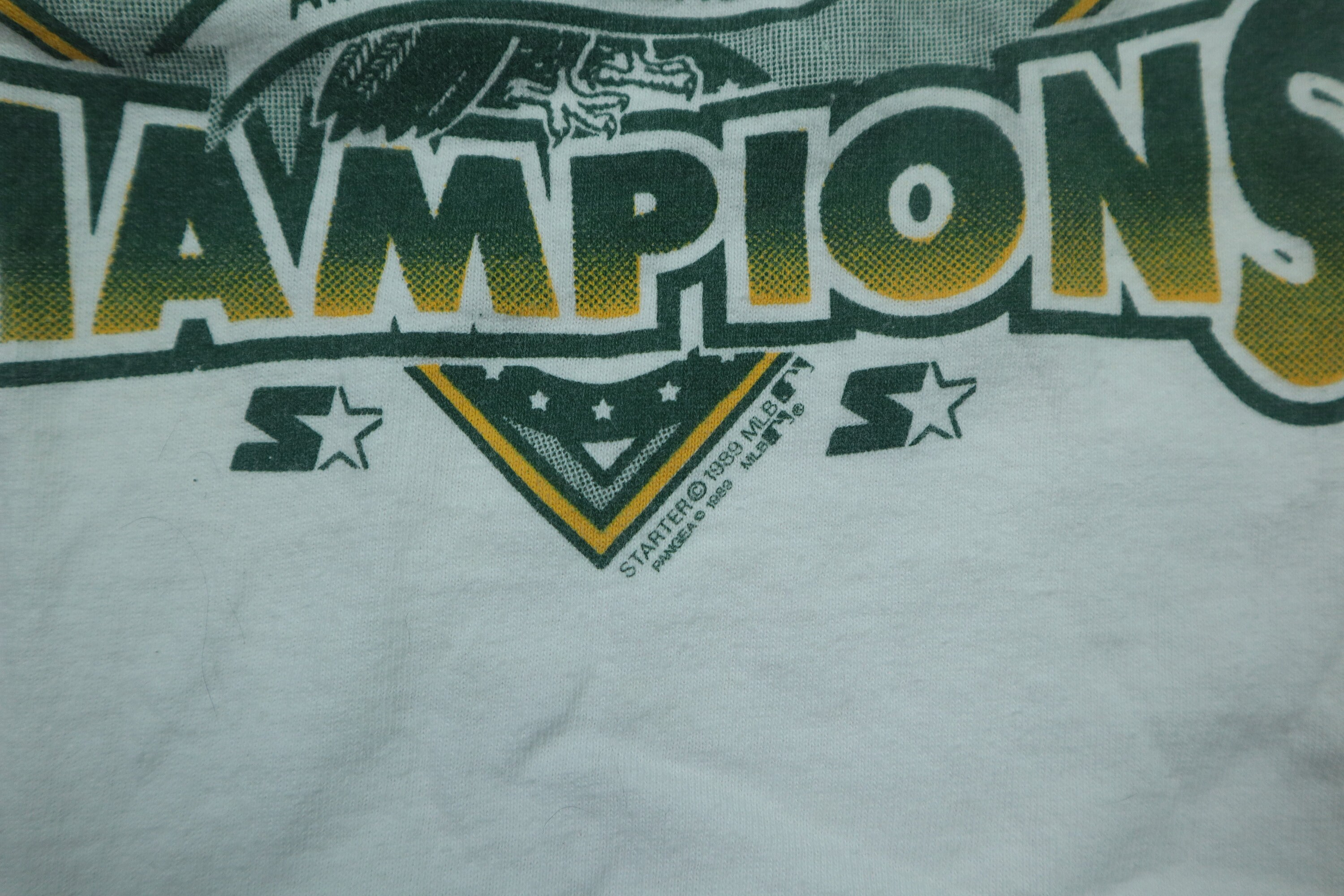 VINTAGE STARTER MLB OAKLAND ATHLETICS TEE SHIRT 1989 SIZE MEDIUM MADE IN USA