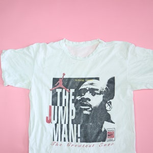 The Jump Man Michael Jordan Chicago Bulls NBA 1990s vintage Nike Tshirt