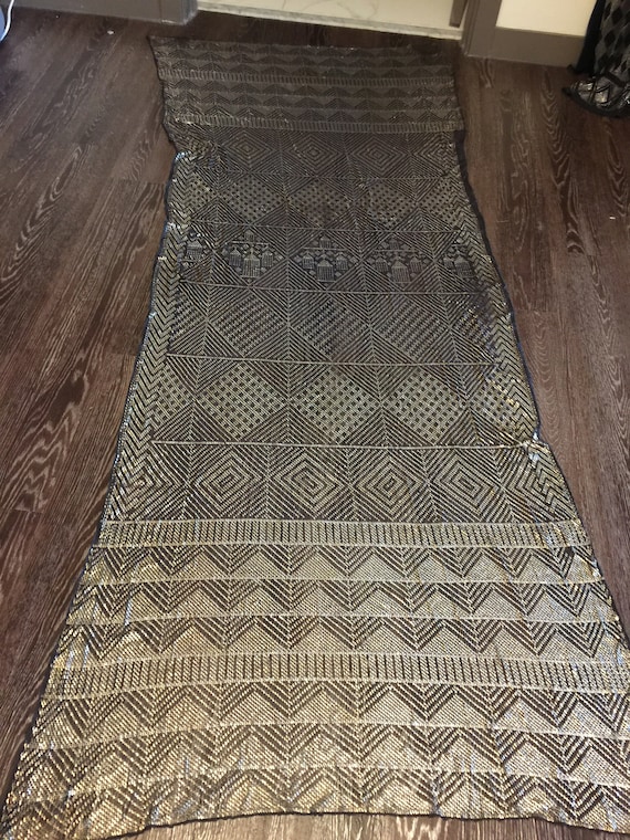 Fascinating Egyptian Vintage Assuit Piano Shawl 1