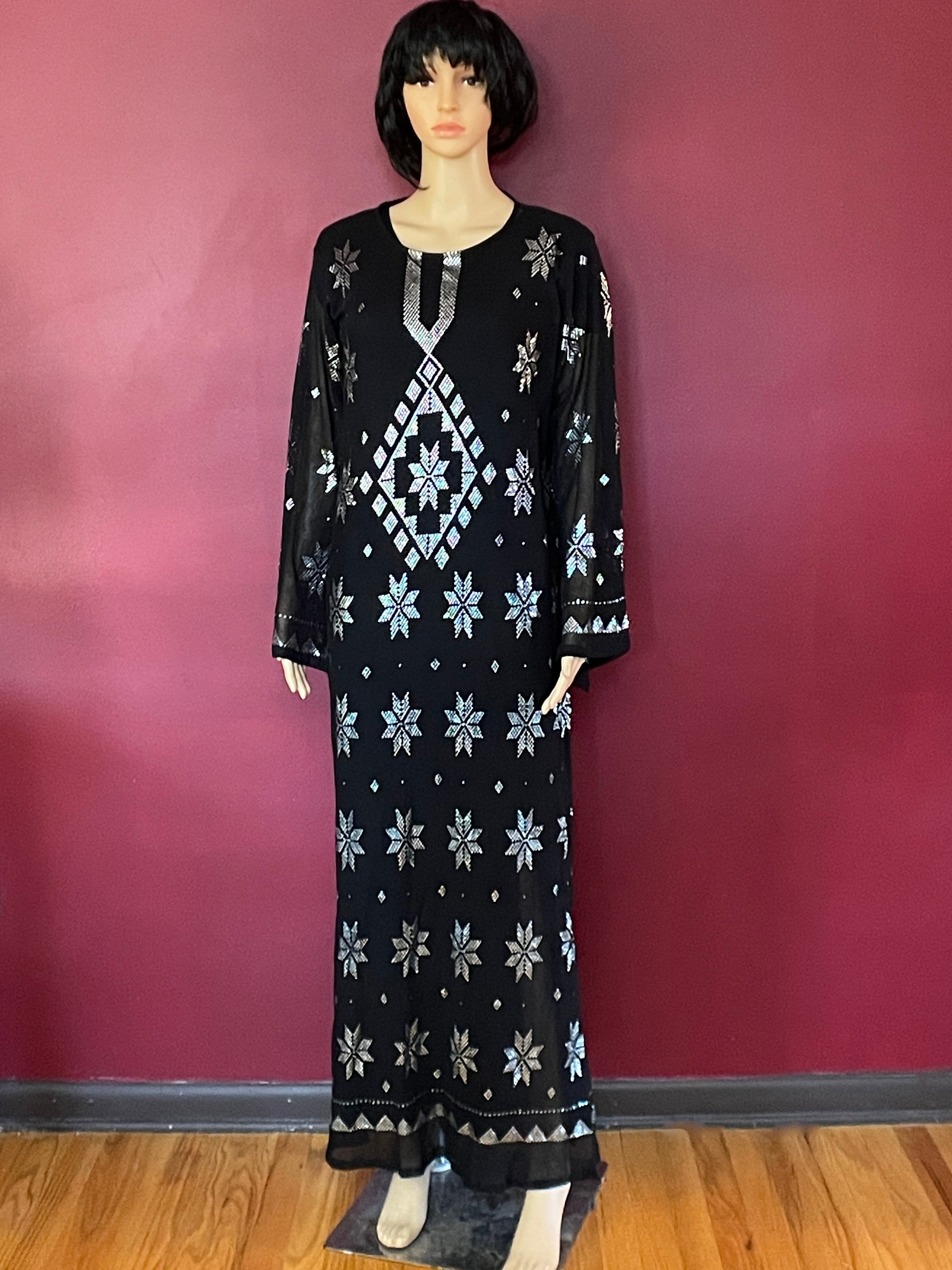Vestido Baladi/ Saïdi negro y dorado para Danza Oriental - 37,90 €