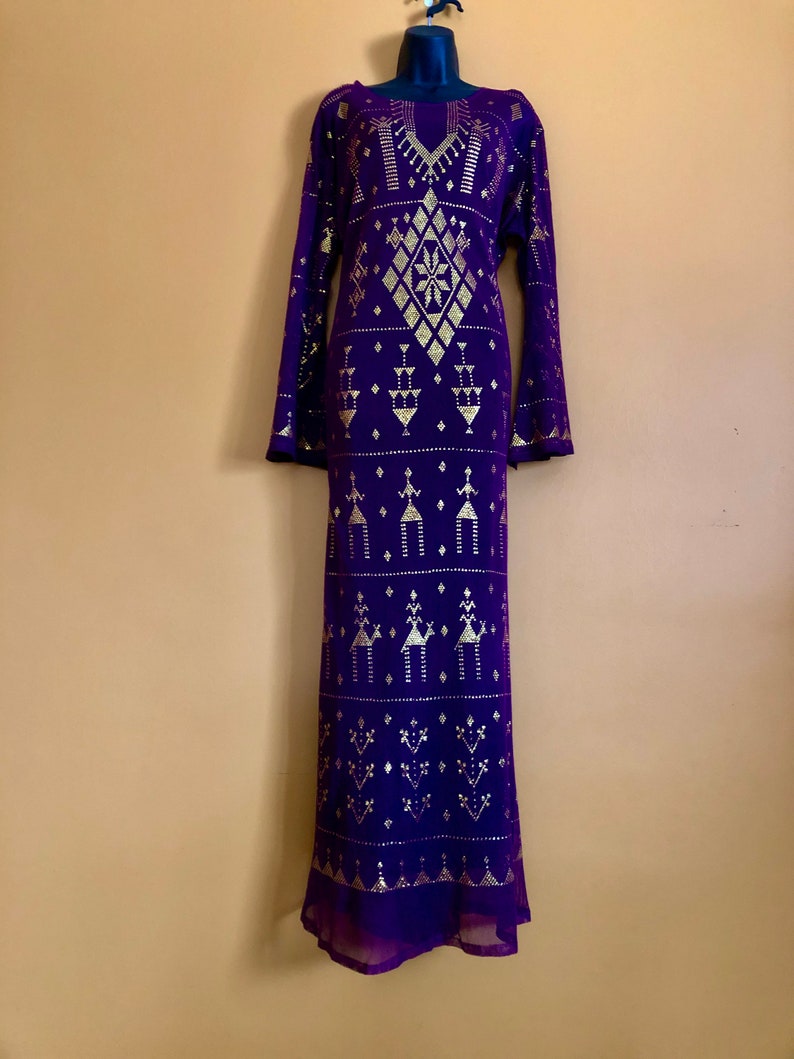 Stunning Gold on Purple Egyptian Assuit DressTunicGalabeyaAbaya and matching Full size shawl