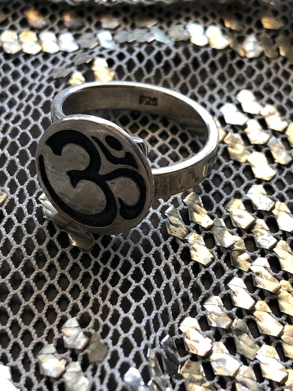 OM/AUM  .925   Handmade Solid Silver Ring size 5 … - image 1