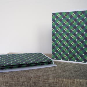 Bosque verde teje elegante juego de cartas--set de 4 tarjetas hechas a mano y sobres forrados a juego