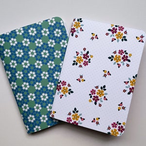 Dulce turquesa, rosa y blanco juego de cuaderno floral de 2 - para los regalos de Navidad y cumpleaños de los niños