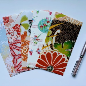 Glänzende Kimono Motive in Orangetönen Geld Umschläge in Jumbo und breite Größen--Set von 5 für CNY und Weihnachten