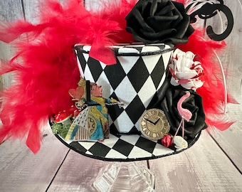 Mini chapeau haut de forme bibi Reine de coeur - Coiffe fantaisiste du pays des merveilles