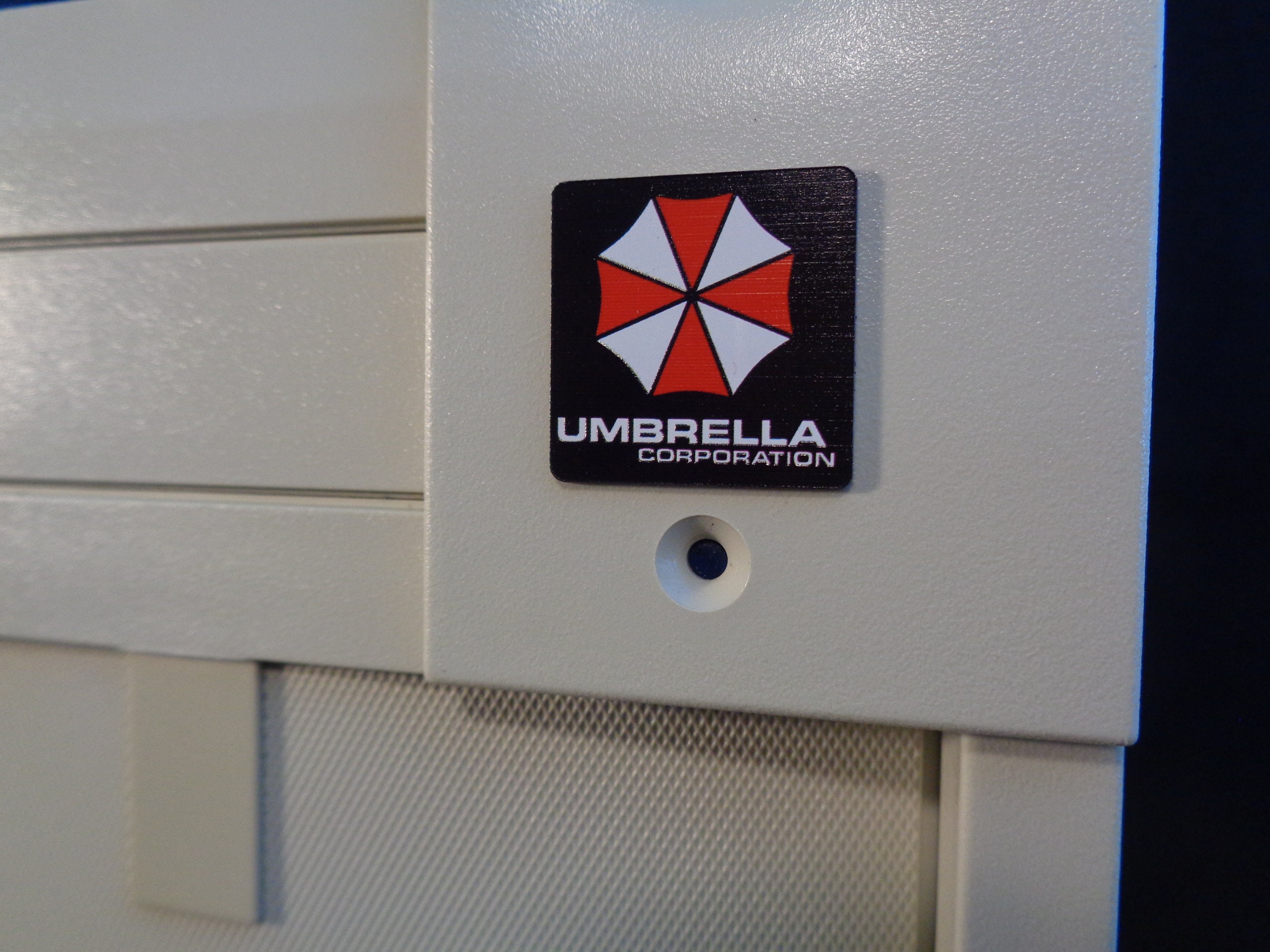 Umbrella Corporation Logo Label Decal Case Sticker Badge 467d