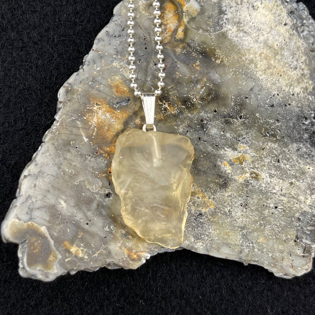 Like King Tut A Libyan Desert Glass Pendant 168 Etsy