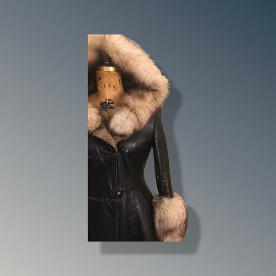 Vintage 70’s Leather Coat with Fox Fur Hood and C… - image 8