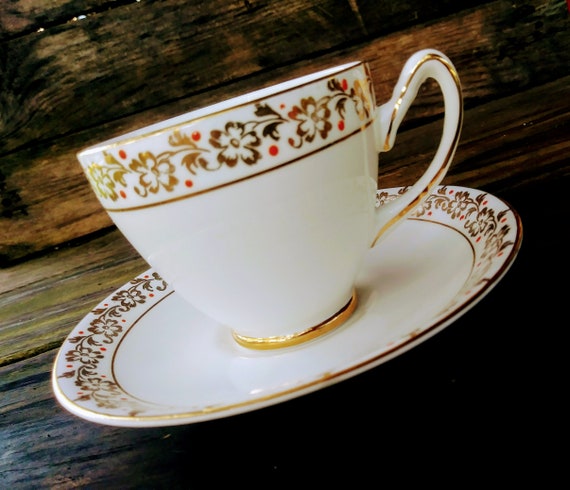 British Porcelain Tea Cup for Girls Christmas Afternoon Tea Home Use Living Room Decoration Coffee Shop Floral Tea Cup Set Color : Gardenia Floral Coffee Cups Tea Cup and Saucer