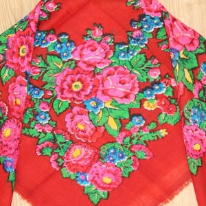 Old floral shawl, Vintage red scarf, Ukrainian folk traditional, russian wool Scarf
