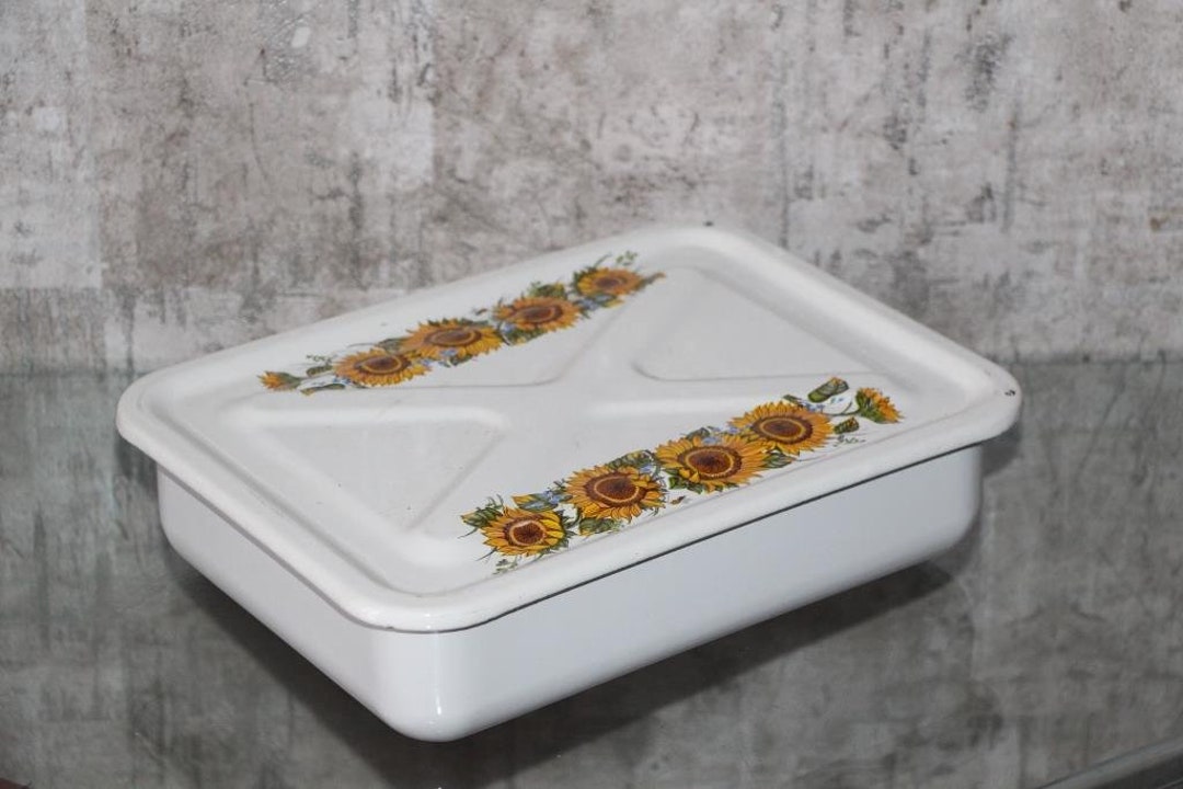 Large Metal Food Storage Box With Lid Vintage Enamel Etsy