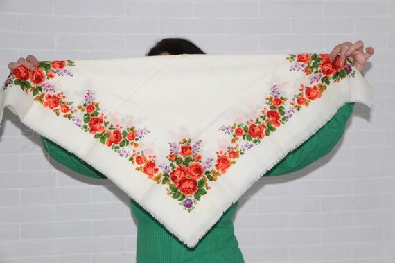 White floral scarf, Ukrainian folk shawl, Vintage… - image 1