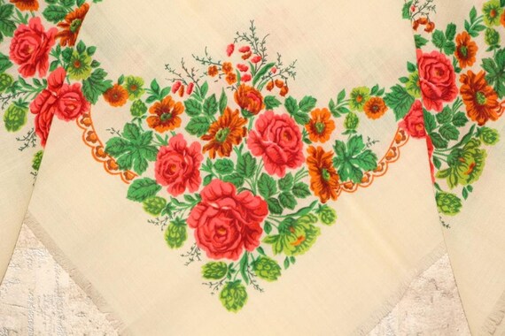 White floral shawl, Vintage wool shawl, russian r… - image 9