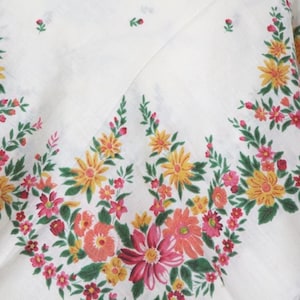White scarf with flowers, Ukrainian retro shawl, Vintage russian head scarf, Large shawl  36.2 x 37.8 inch