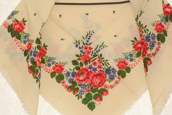 Floral wool shawl, Vintage white scarf, Ukrainian… - image 10