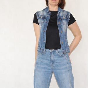 90&#39;s denim vest, Vintage women sleeveless jean jacket gilet, Hipster vest, size S