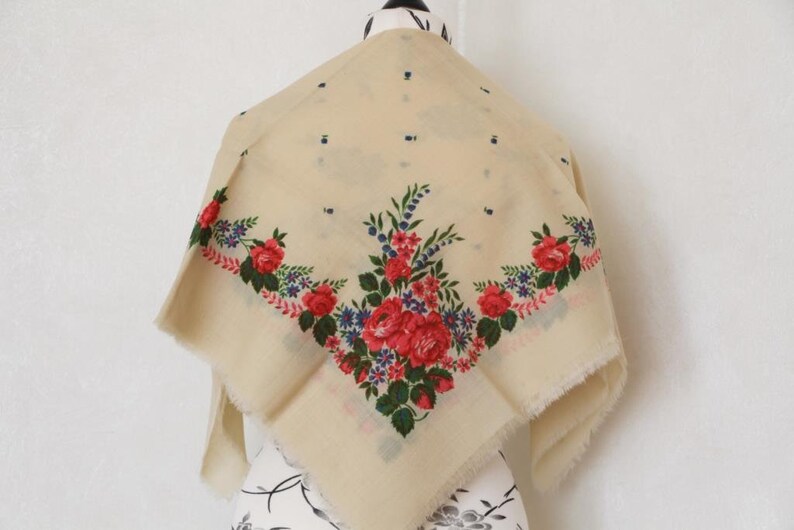 Floral Wool Shawl, Vintage White Scarf, Ukrainian Shawl, Russian Floral ...