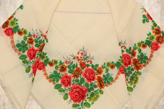 White floral shawl, Vintage wool shawl, russian r… - image 5