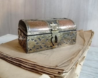 Vintage Wooden Jewelry Box with Cooper Fittings, Pretty Art Deco Box Gift for Woman, Jewellery Little Box, Trinket Box