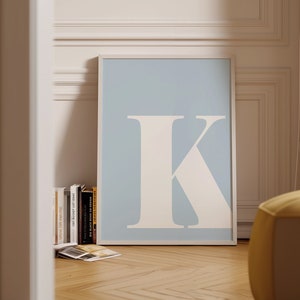 Impressão da letra K - Pôster de letras simples - Arte de parede azul claro - Pôster K - Letras grandes para parede K - Arte de letras do alfabeto - Letras para berçário