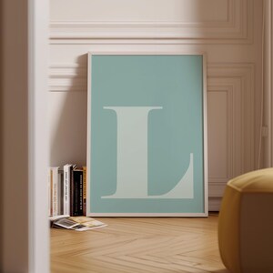 Póster de la letra L, póster de letras individuales, decoración de dormitorios universitarios, arte de pared verde, arte de pared preppy, arte de letras del alfabeto, letras para guardería
