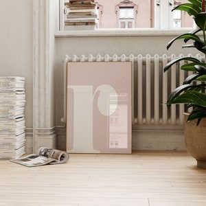 Póster R - Impresión de letras del alfabeto - Letras extra grandes para pared - Arte de pared con R - Pósteres de letras individuales - Letras de guardería en rosa ruborizado