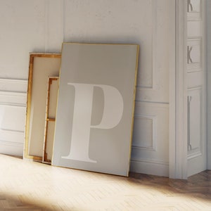 Impressão de letra P, arte de parede inicial P, arte de parede bege, pôster de letra P, letras grandes para parede, arte de letras do alfabeto, letras para berçário