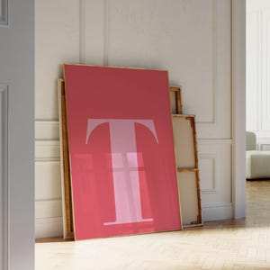 Láminas de arte mural en rosa intenso, póster con la letra T, decoración para habitación preppy, inicial T del alfabeto, arte mural en rosa ruborizado, decoración para dormitorio, decoración para habitación de adolescente