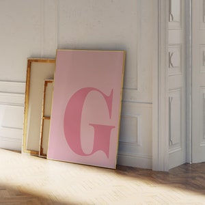 Arte de parede inicial G, pôster da letra G, decoração de quarto elegante, decoração de apartamento fofa, decoração de dormitório universitário, arte de parede rosa blush, decoração de quarto de menina adolescente