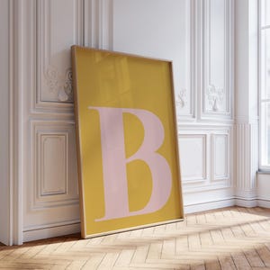 Arte de pared rosa mostaza, impresión inicial B, póster con la letra B, habitación preppy, decoración de dormitorio, arte de pared rosa bonito, impresión de una sola letra, guardería