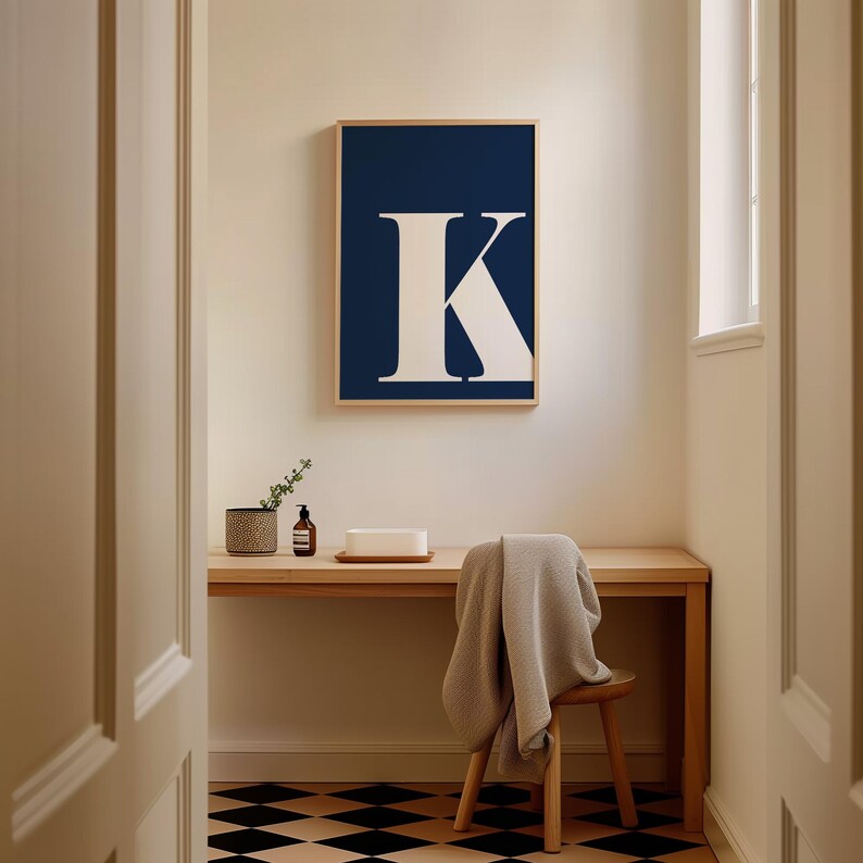Buchstabe K Poster, Navy Wohnheim Raum Dekor, K Initial Name Print