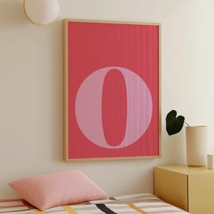 Cartaz da letra O, inicial O, letras grandes para parede, arte de letras do alfabeto, letras para berçário, arte de parede rosa, dormitório preppy, decoração de quarto de adolescente