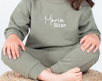 Conjunto personalizado de sudadera y pantalón deportivo para bebé y niño: Conjunto de estar por casa de algodón orgánico bordado