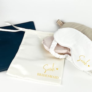 Bridesmaid scrunchies, bridesmaid eye mask, satin eye mask, bridesmaid gift bag, hair scrunchie, bridesmaid gift set, bridesmaid proposal