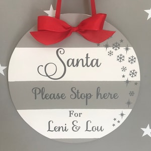 santa parada aquí signo navidad santa signo