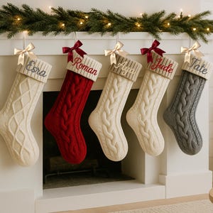 Personlig broderad julstrumpa: Kabelstickad familjestrumpa