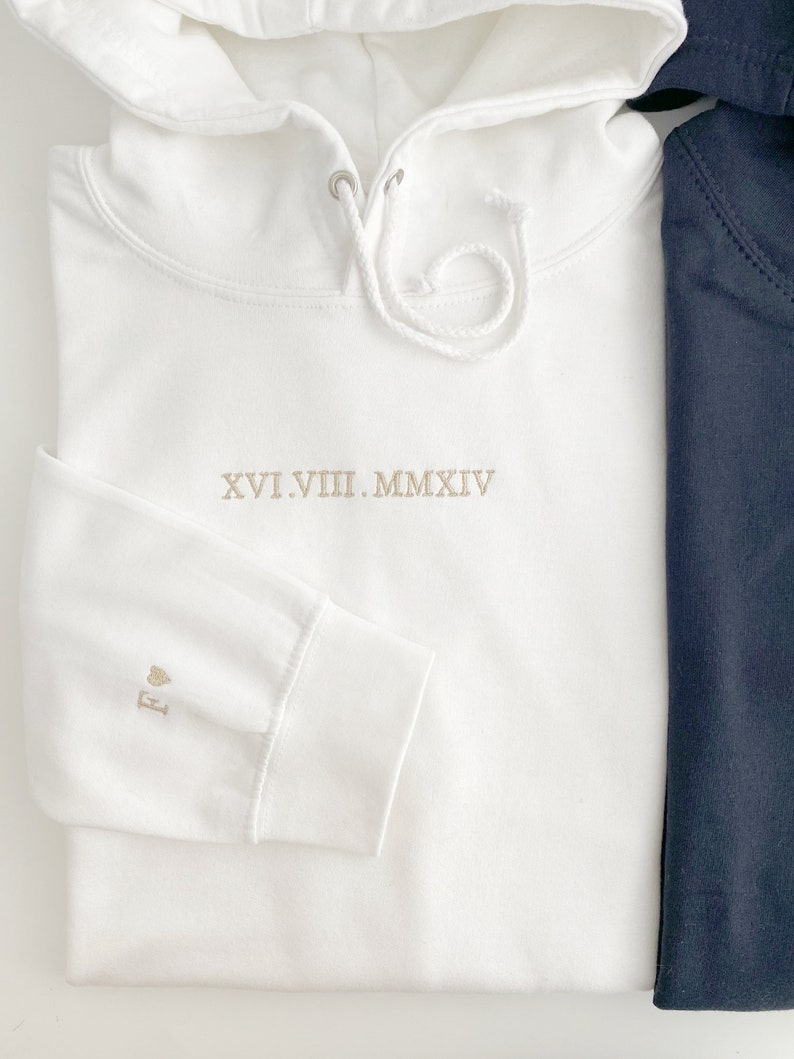 Customised embroidered Couple hoodie, Roman Numerals hoodie, Anniversary Date, Wedding Date, valentines Day Matching Couples Sweatshirt zdjęcie 6