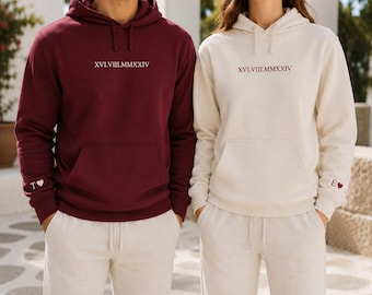 Individuell bestickter Paar-Hoodie: römische Ziffer Datum, Valentinstag Geschenk für Freund oder Freundin