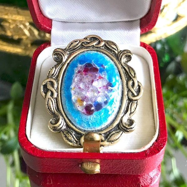 Blue and Pink Cabochon Limoges Enamels Scarf Clip, Vintage Jewellery , in it's red vintage presentation case France 1950s