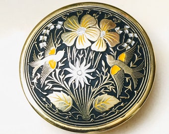 Vintage compact powder box, Toledo gold damascene chiseled decoration of Birds and Florals 1950s