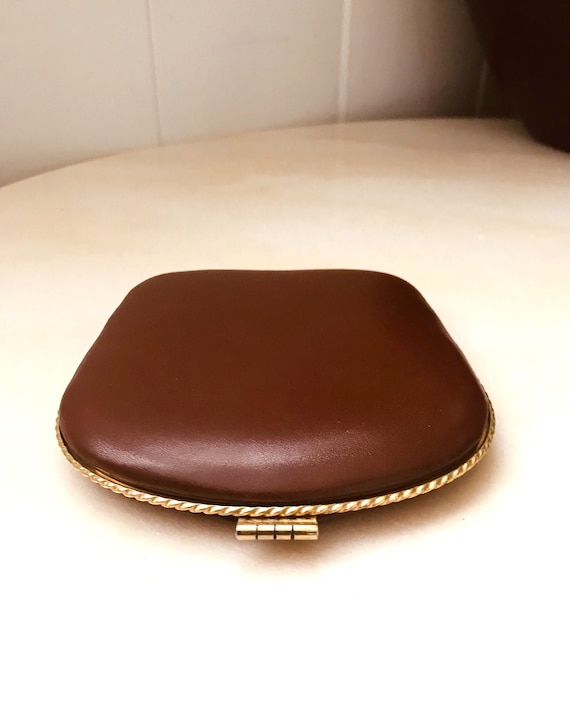 Vintage compact powder box in Brown Leather and b… - image 1