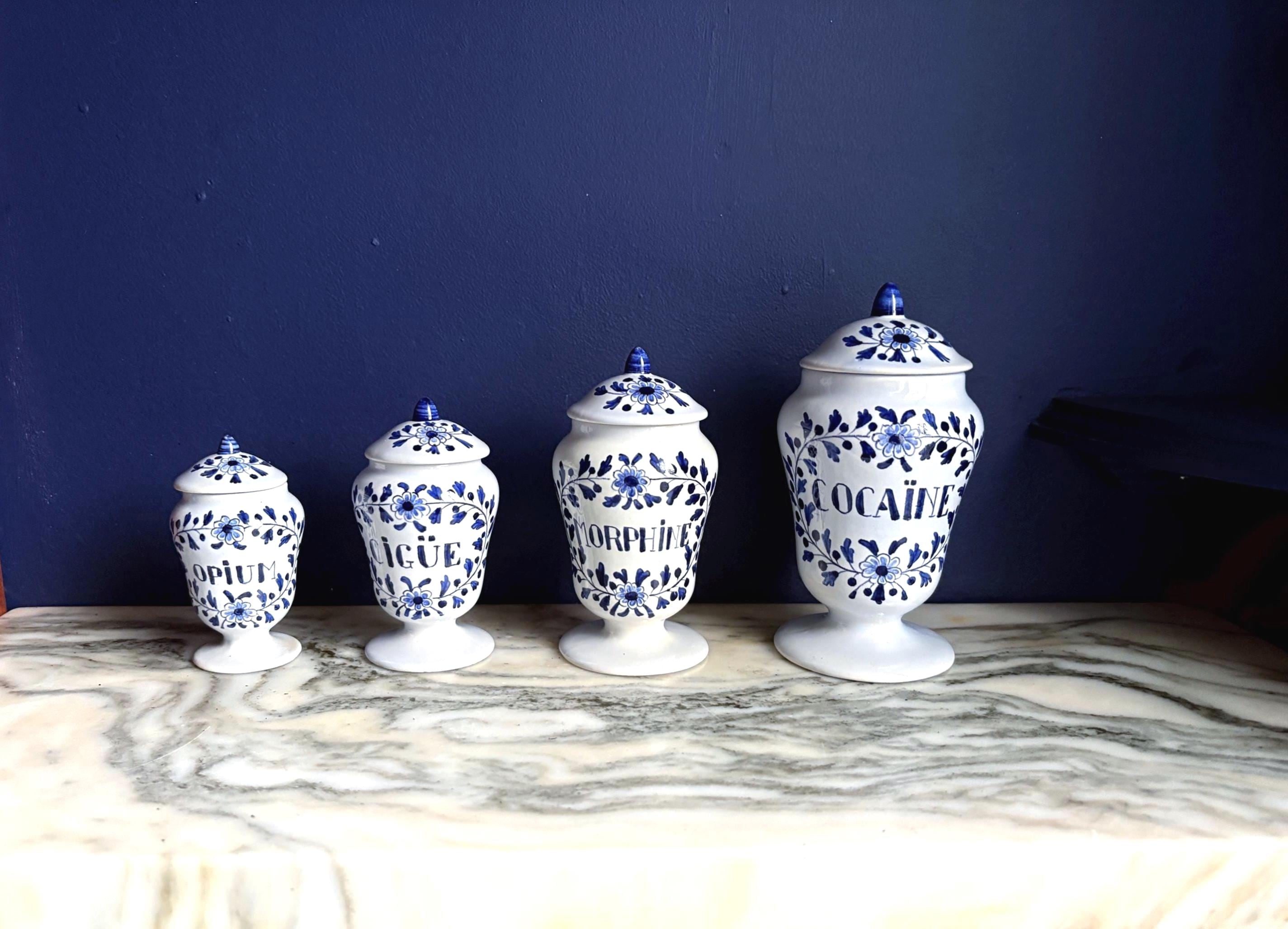 フランス ブロカント 陶器 薬瓶 ハーブ 薬草 入れ アポセカリージャー 壺 Antique opium apothecary jar - Etsy 日本