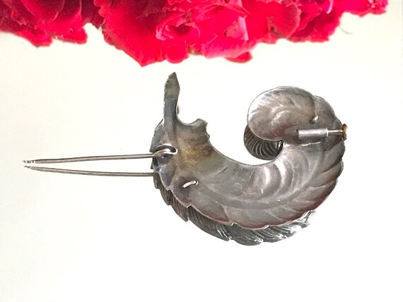 Vintage Art Deco Silver metal feather Brooch, dec… - image 9